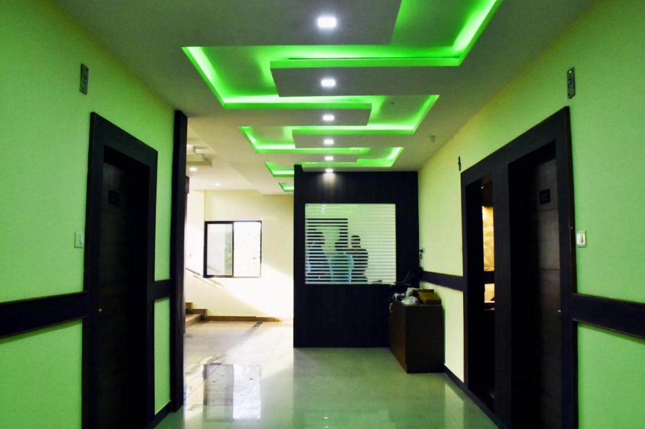 מדיקרי Hotel La Gowri, Coorg מראה חיצוני תמונה