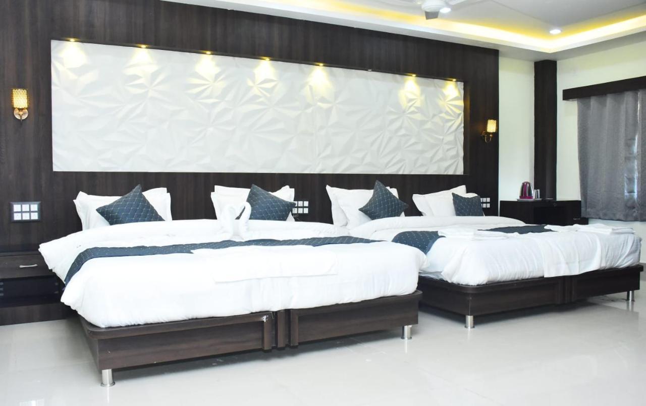 מדיקרי Hotel La Gowri, Coorg מראה חיצוני תמונה
